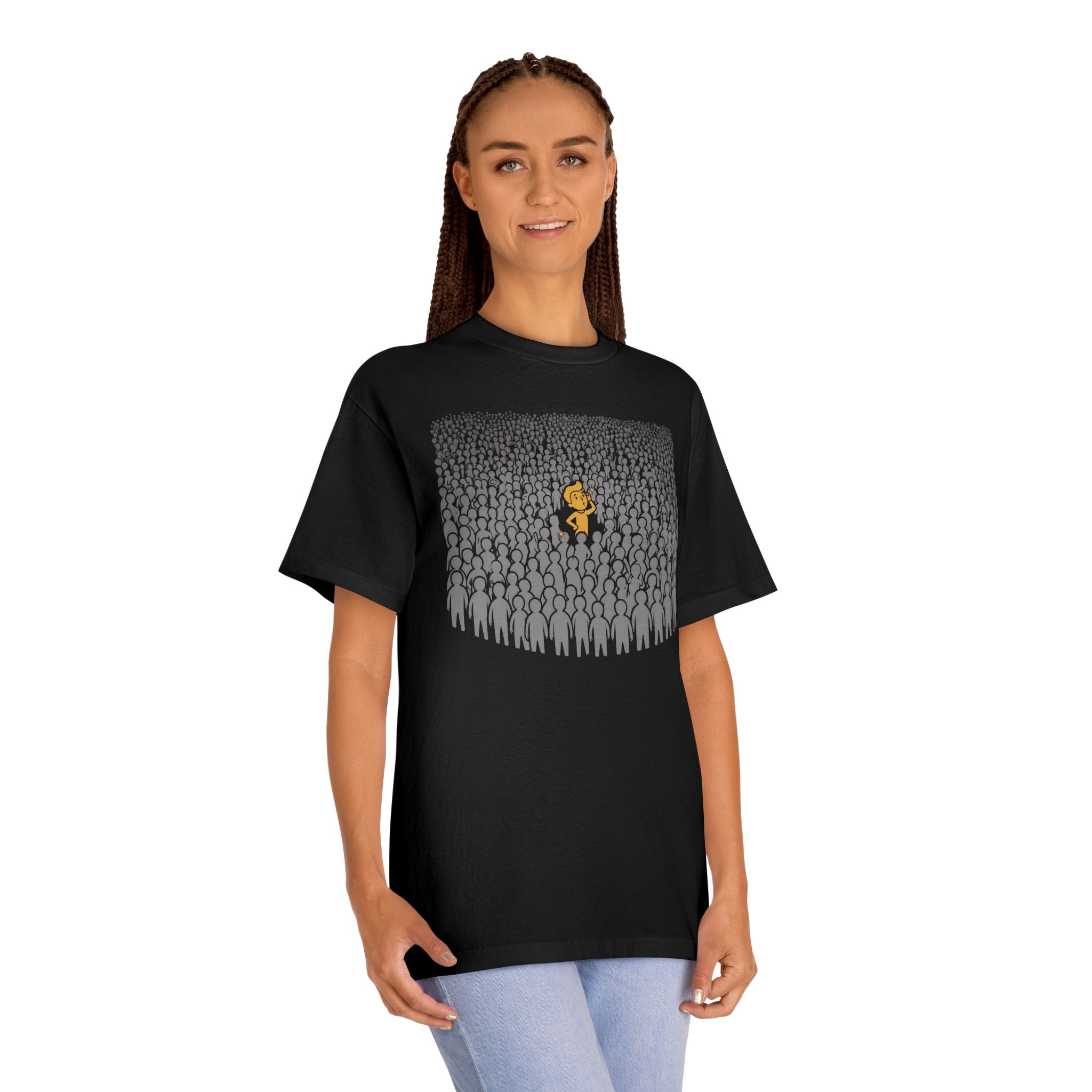 STAND OUT | Classic Tee